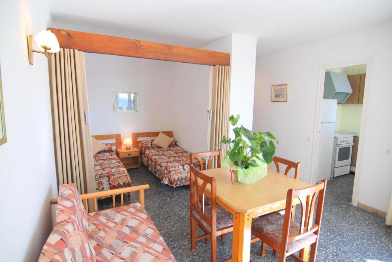 Ferienwohnung Aries Basic Salou Exterior foto